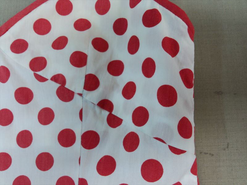 ワンピースの移染|愛知洗い人｜愛知県染み抜きのできるクリーニング店紹介サイト