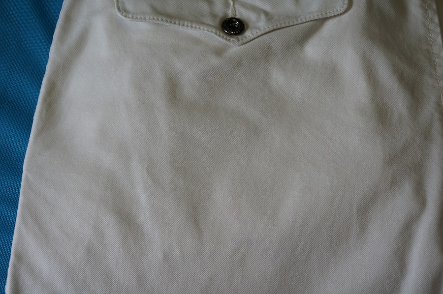 雨にうたれて色移り|愛知洗い人｜愛知県染み抜きのできるクリーニング店紹介サイト