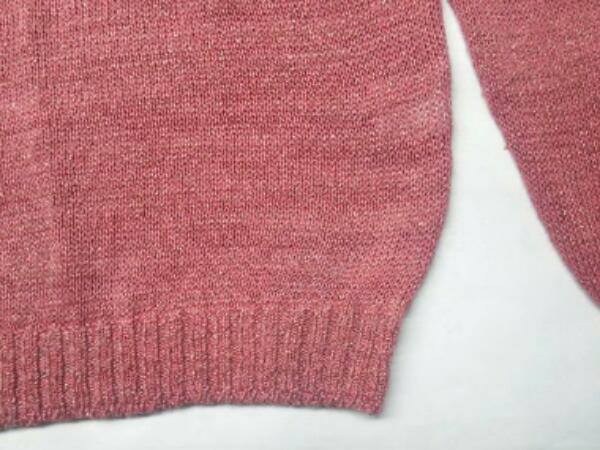 雨に濡れたカバンが色落ちして、セーターに付いてしまいました。|愛知洗い人｜愛知県染み抜きのできるクリーニング店紹介サイト