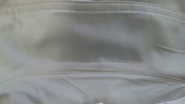 素適じゃないですか！　復元再生加工を依頼してくれる想い。「トレンチコートの襟の黄ばみ」|愛知洗い人｜愛知県染み抜きのできるクリーニング店紹介サイト