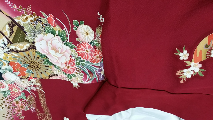 Happy　New　いゃ~んなシミがっ!!!|愛知洗い人｜愛知県染み抜きのできるクリーニング店紹介サイト