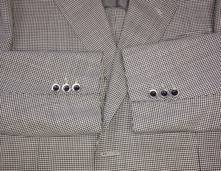 5年前に落ちなかった、ジャケットのしみ|愛知洗い人｜愛知県染み抜きのできるクリーニング店紹介サイト