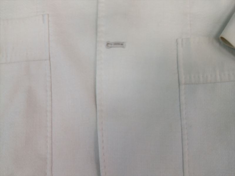 薄手のジャケットに黄ばみが！|愛知洗い人｜愛知県染み抜きのできるクリーニング店紹介サイト