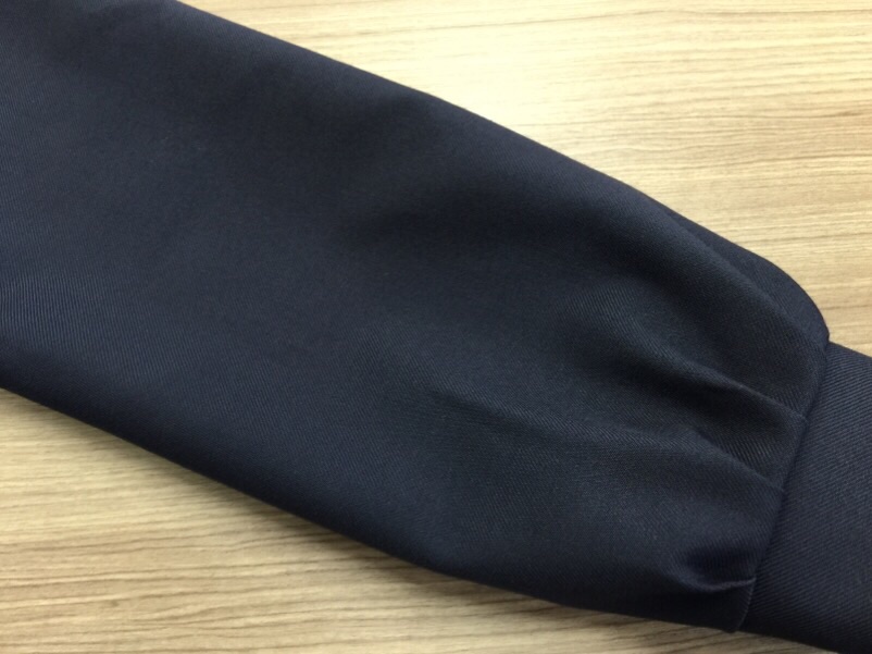 セーラー服についた 水性ニス|愛知洗い人｜愛知県染み抜きのできるクリーニング店紹介サイト