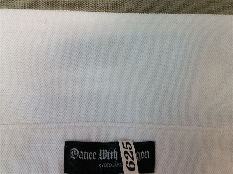 エリについた血|愛知洗い人｜愛知県染み抜きのできるクリーニング店紹介サイト