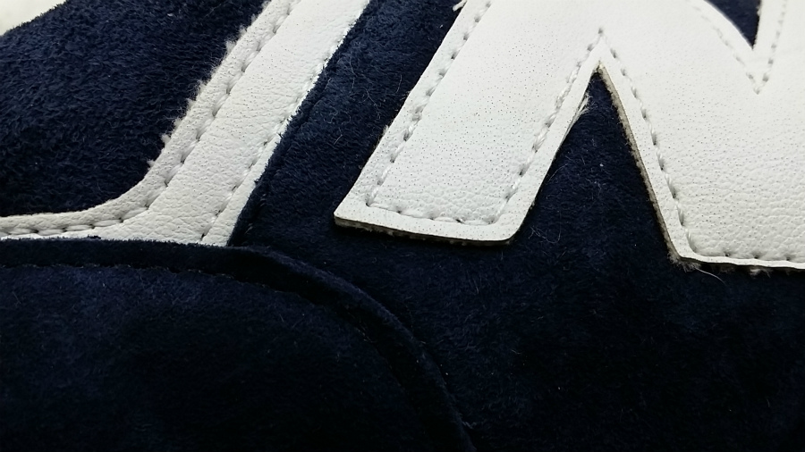 おＮＥＷのスニーカーがほつれちゃってぶるうっす(Ｔ△Ｔ｡)|愛知洗い人｜愛知県染み抜きのできるクリーニング店紹介サイト