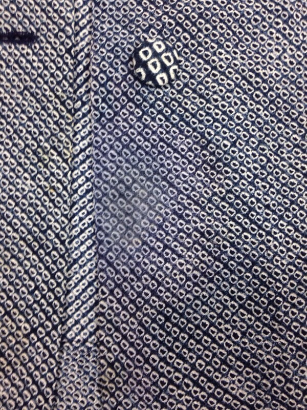 絞りのブラウスの染み抜き|愛知洗い人｜愛知県染み抜きのできるクリーニング店紹介サイト