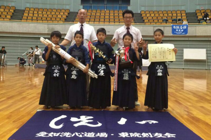 愛知洗い人｜愛知県染み抜きのできるクリーニング店紹介サイト