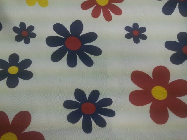 花柄のお気に入りのシャツ|愛知洗い人｜愛知県染み抜きのできるクリーニング店紹介サイト