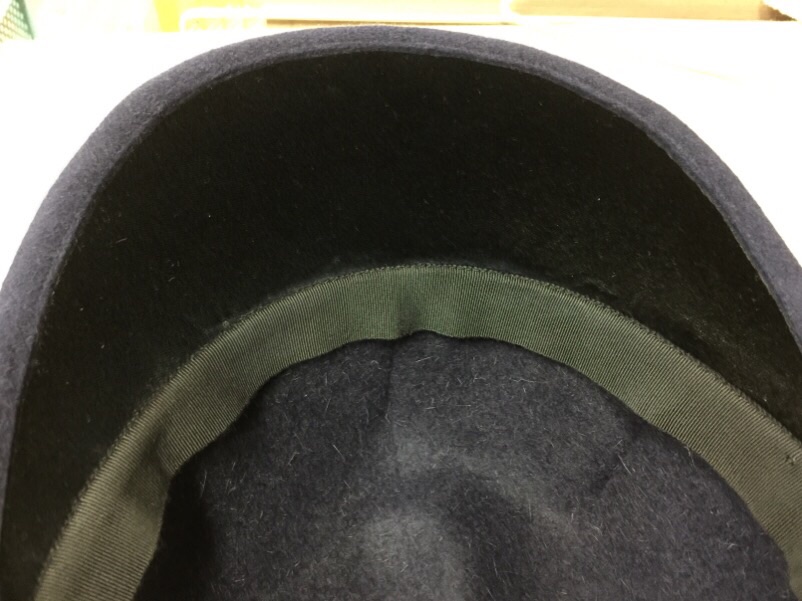 帽子の内側にべっとりついたファンデーションのしみ&店主 北斗星に乗る③|愛知洗い人｜愛知県染み抜きのできるクリーニング店紹介サイト