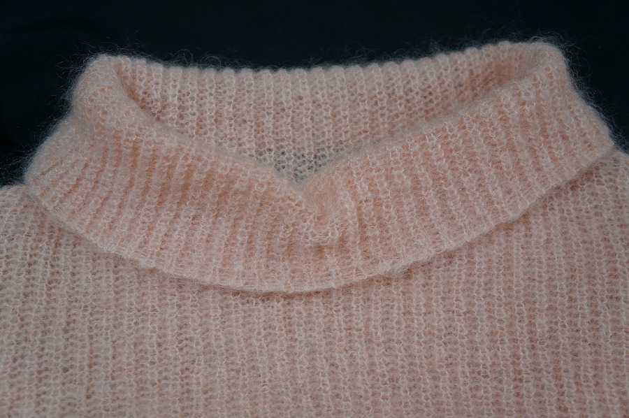 モヘアのセーターに訪れた受難|愛知洗い人｜愛知県染み抜きのできるクリーニング店紹介サイト