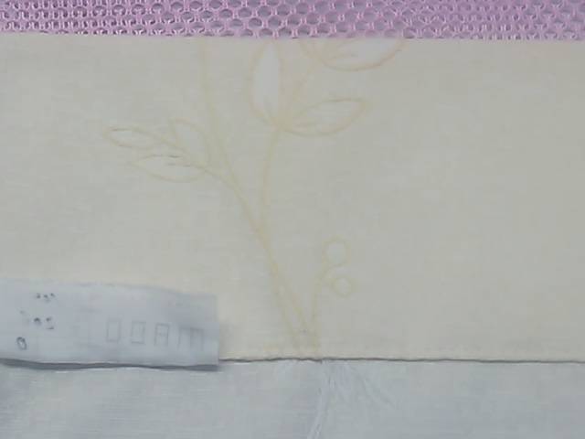 カーテンの結露によるカビのシミ発生を退治します|愛知洗い人｜愛知県染み抜きのできるクリーニング店紹介サイト