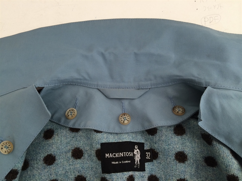 マッキントッシュコ-トのクリ-ニングはお任せ！襟の変色もご相談下さい！|愛知洗い人｜愛知県染み抜きのできるクリーニング店紹介サイト