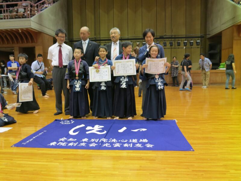 愛知洗い人｜愛知県染み抜きのできるクリーニング店紹介サイト