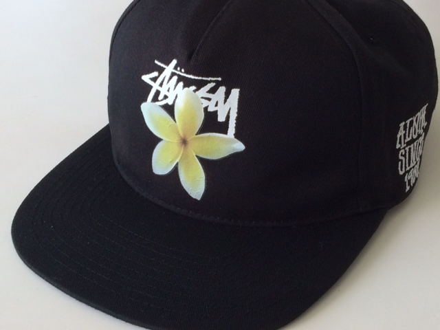 STUSSY (ステューシー)のキャップ（帽子）　焼け直し　変退色　色修正|愛知洗い人｜愛知県染み抜きのできるクリーニング店紹介サイト