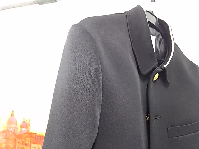 新学期が始まるよ　受験シーズンも真っ最中　シミのない綺麗な制服で頑張ろう　|愛知洗い人｜愛知県染み抜きのできるクリーニング店紹介サイト