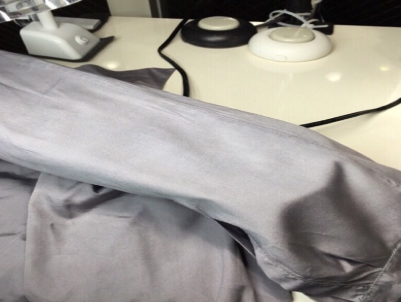 コートを脱いだらビックリ((((；ﾟДﾟ)))))))何これ〜:(；ﾞﾟ’ωﾟ’):|愛知洗い人｜愛知県染み抜きのできるクリーニング店紹介サイト