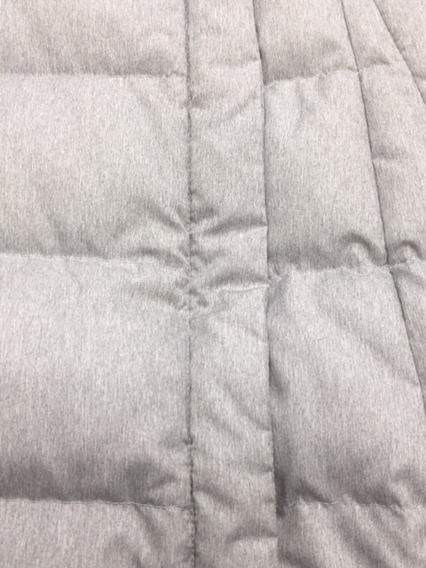 ダウンジャケットにボールペンのインクが|愛知洗い人｜愛知県染み抜きのできるクリーニング店紹介サイト