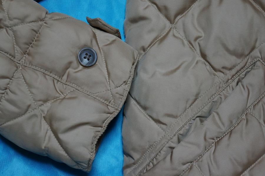 ダウンジャケット|愛知洗い人｜愛知県染み抜きのできるクリーニング店紹介サイト