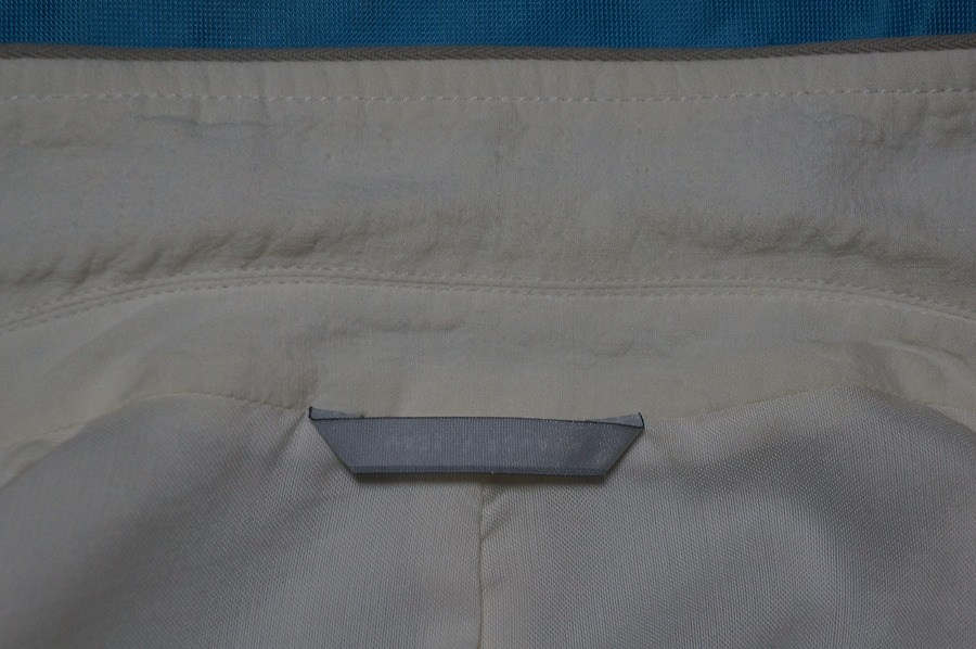 襟に、ヘアーカラーが移ってしまいました。！|愛知洗い人｜愛知県染み抜きのできるクリーニング店紹介サイト