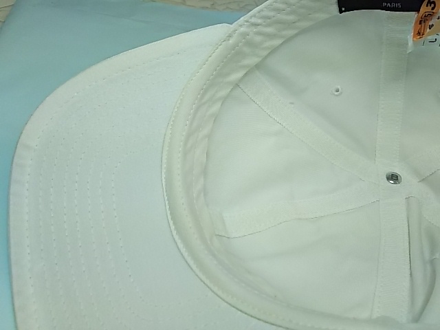 BALENCIAGAキャップの汗染み黄ばみのクリーニング|愛知洗い人｜愛知県染み抜きのできるクリーニング店紹介サイト