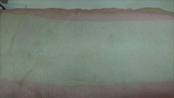 カシミヤのショール……ずっと前からのシミ！|愛知洗い人｜愛知県染み抜きのできるクリーニング店紹介サイト