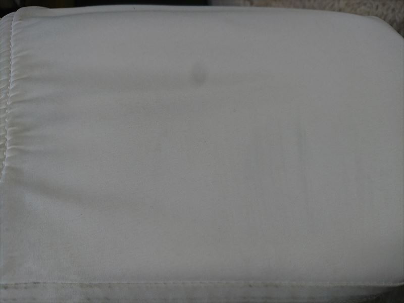 ジャンパーについた血|愛知洗い人｜愛知県染み抜きのできるクリーニング店紹介サイト