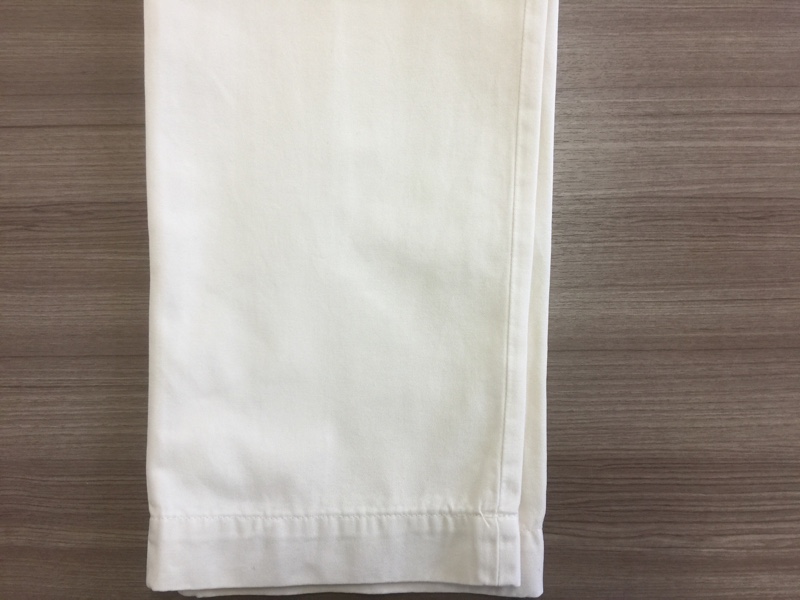 赤ワインのシミ & 店主 京阪特急プレミアムカーに乗る|愛知洗い人｜愛知県染み抜きのできるクリーニング店紹介サイト