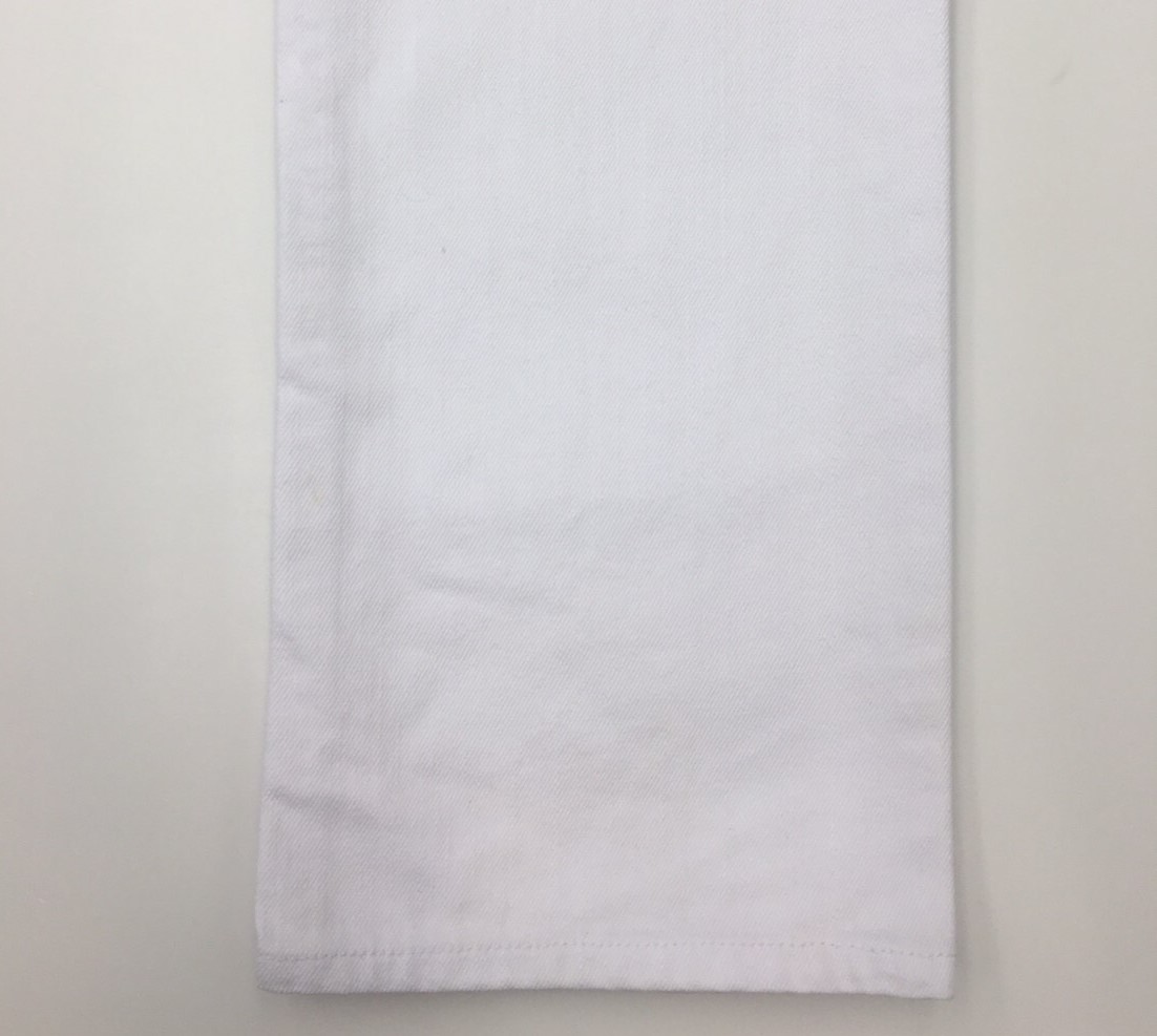 コットンパンツは白が爽やか！|愛知洗い人｜愛知県染み抜きのできるクリーニング店紹介サイト