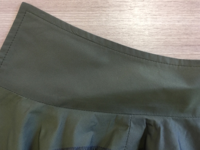 コートの襟の蓄積した汚れ&店主 休日にちょっとだけJR武豊線に乗る|愛知洗い人｜愛知県染み抜きのできるクリーニング店紹介サイト