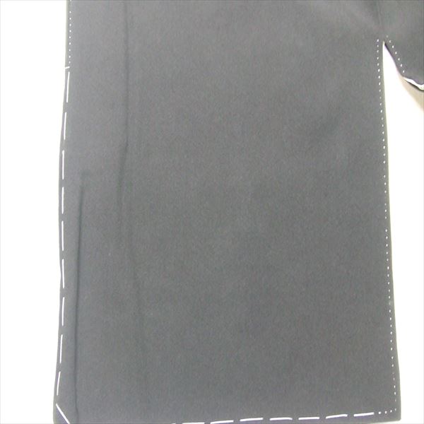 喪服に付いたカビのシミ抜き、名古屋市中村区Ⅰ様からの依頼です。|愛知洗い人｜愛知県染み抜きのできるクリーニング店紹介サイト