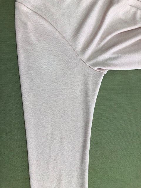 シルクニットブラウスについた染み　名古屋市中村区Ｔ様|愛知洗い人｜愛知県染み抜きのできるクリーニング店紹介サイト