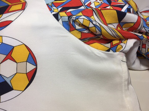 お気に入りシルクブラウスに脇のシミ|愛知洗い人｜愛知県染み抜きのできるクリーニング店紹介サイト