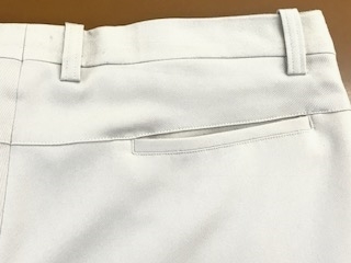 ズボン（スラックス）の革ベルトの色移り　シミ抜き|愛知洗い人｜愛知県染み抜きのできるクリーニング店紹介サイト