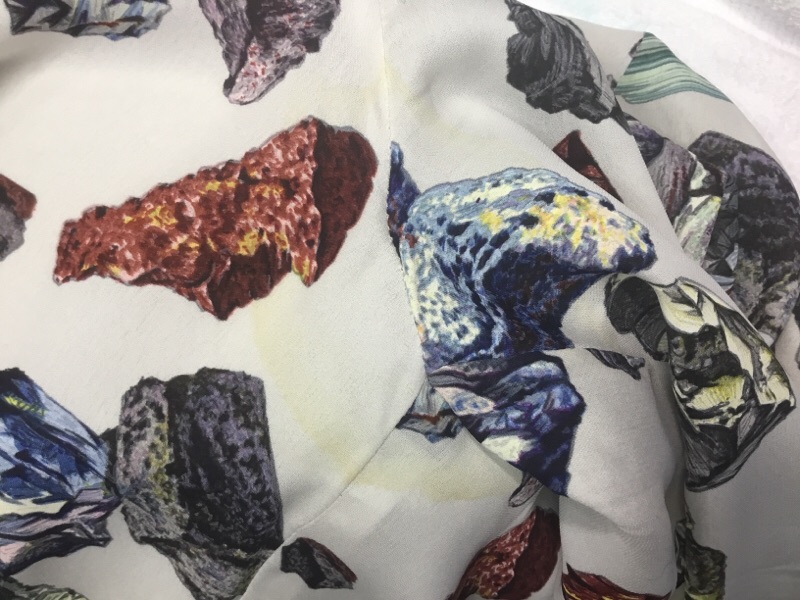 愛知洗い人｜愛知県染み抜きのできるクリーニング店紹介サイト