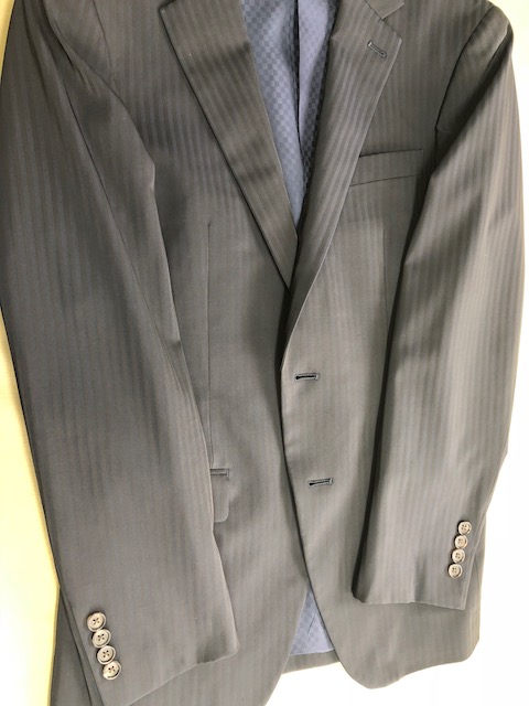 ジャケットに飛び散ったスプレーのしみ　名古屋市Ｔ様|愛知洗い人｜愛知県染み抜きのできるクリーニング店紹介サイト