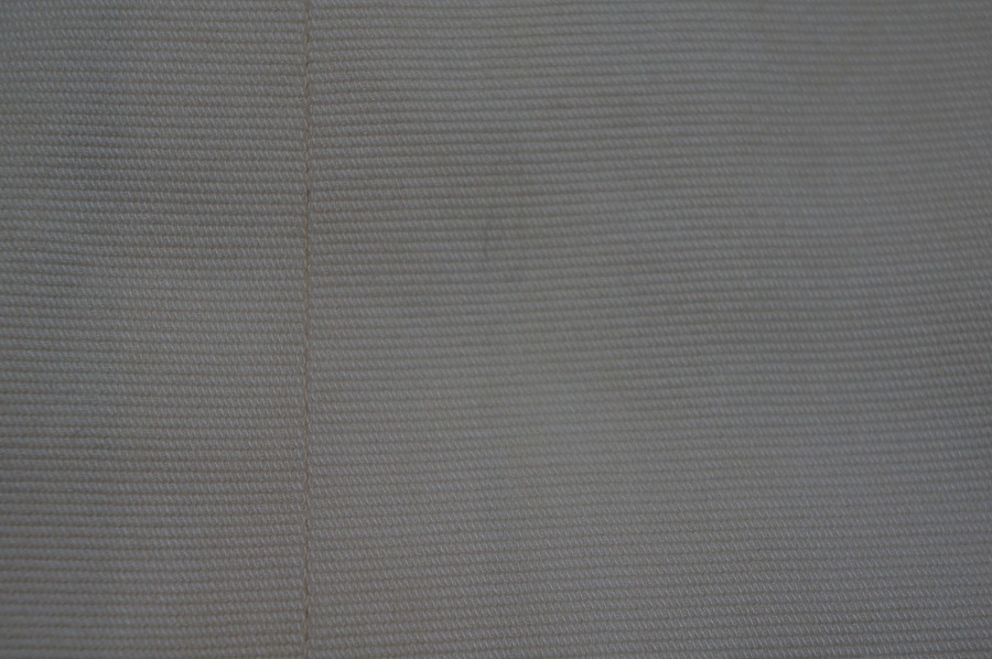 スカート裾に付いていた古い染み|愛知洗い人｜愛知県染み抜きのできるクリーニング店紹介サイト