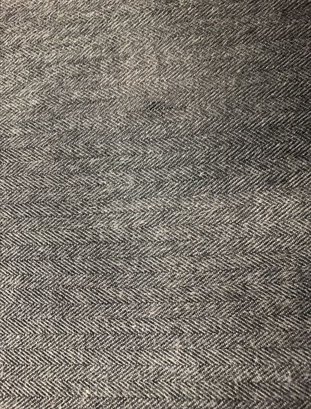 スラックスのシミを隠そうとして………|愛知洗い人｜愛知県染み抜きのできるクリーニング店紹介サイト