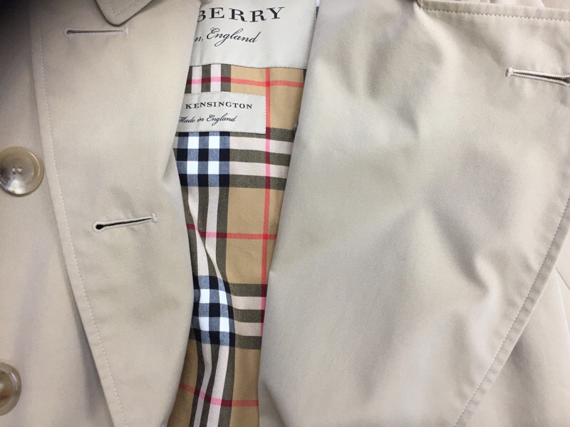 お気に入りのコートのシミ取って下さい！|愛知洗い人｜愛知県染み抜きのできるクリーニング店紹介サイト