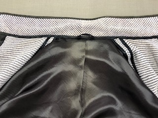 コートの古〜〜い黄ばみ除去|愛知洗い人｜愛知県染み抜きのできるクリーニング店紹介サイト