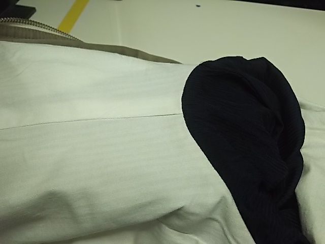 冬でも注意内側の汗変色 今年は暖冬で要注意|愛知洗い人｜愛知県染み抜きのできるクリーニング店紹介サイト