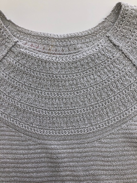 セーターの首まわりの気になる黄ばみ|愛知洗い人｜愛知県染み抜きのできるクリーニング店紹介サイト