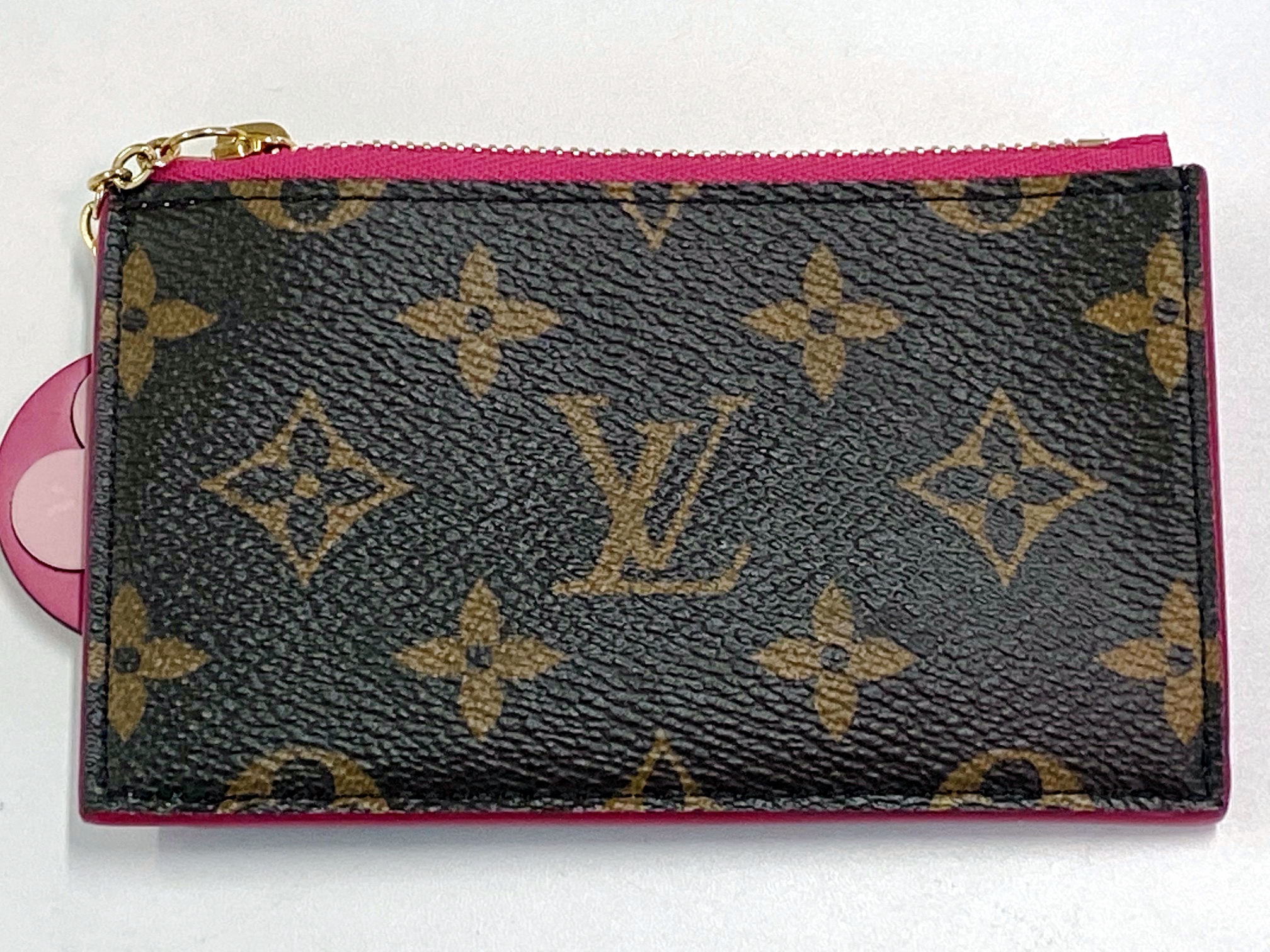 LOUIS VUITTON(ルイ・ヴィトン）のカ－ドケ－ス　傷・スレ・汚れの修復|愛知洗い人｜愛知県染み抜きのできるクリーニング店紹介サイト