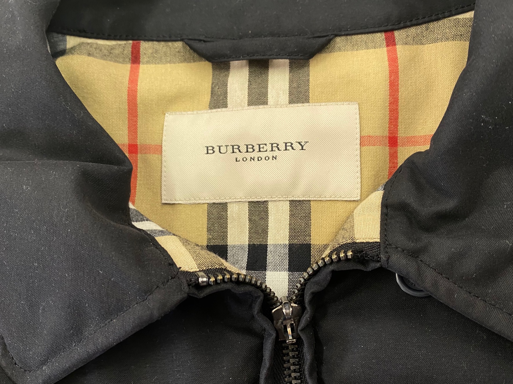 愛知洗い人｜愛知県染み抜きのできるクリーニング店紹介サイト