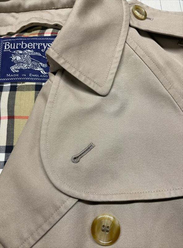 Burberryコートしみ抜き|愛知洗い人｜愛知県染み抜きのできるクリーニング店紹介サイト