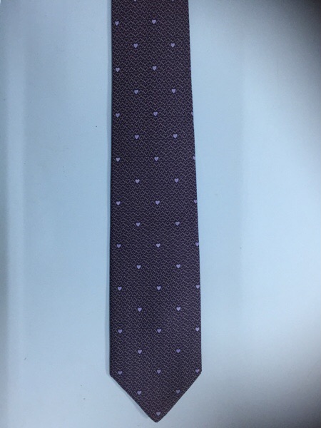 エルメスのネクタイのしみ取れますか？|愛知洗い人｜愛知県染み抜きのできるクリーニング店紹介サイト