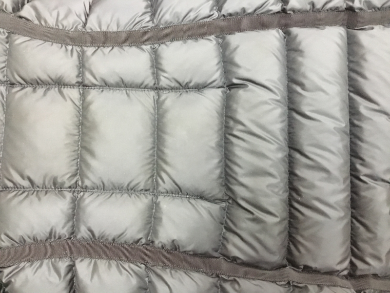 他店様で取れずに戻ってきてしまったアロンアルファ|愛知洗い人｜愛知県染み抜きのできるクリーニング店紹介サイト