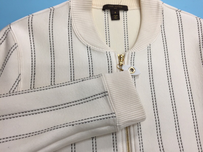 お気に入りルイヴィトンのジャケットのしみ取って下さい！|愛知洗い人｜愛知県染み抜きのできるクリーニング店紹介サイト