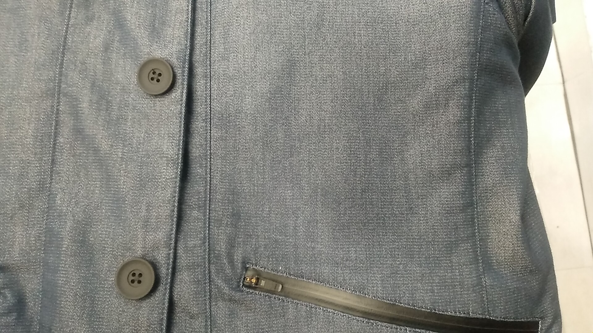 とめどもなくあふれ出る赤インクと格闘　ウイルスとの闘いが続く世界へエール|愛知洗い人｜愛知県染み抜きのできるクリーニング店紹介サイト