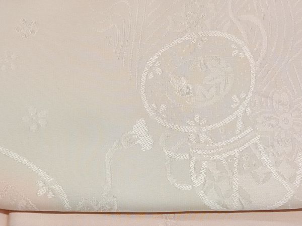 長襦袢に染みが…(;´д｀)|愛知洗い人｜愛知県染み抜きのできるクリーニング店紹介サイト